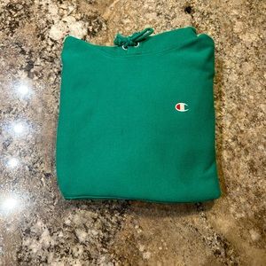 Champion Reverse Weave Hoodie Size Medium in Kelly Green